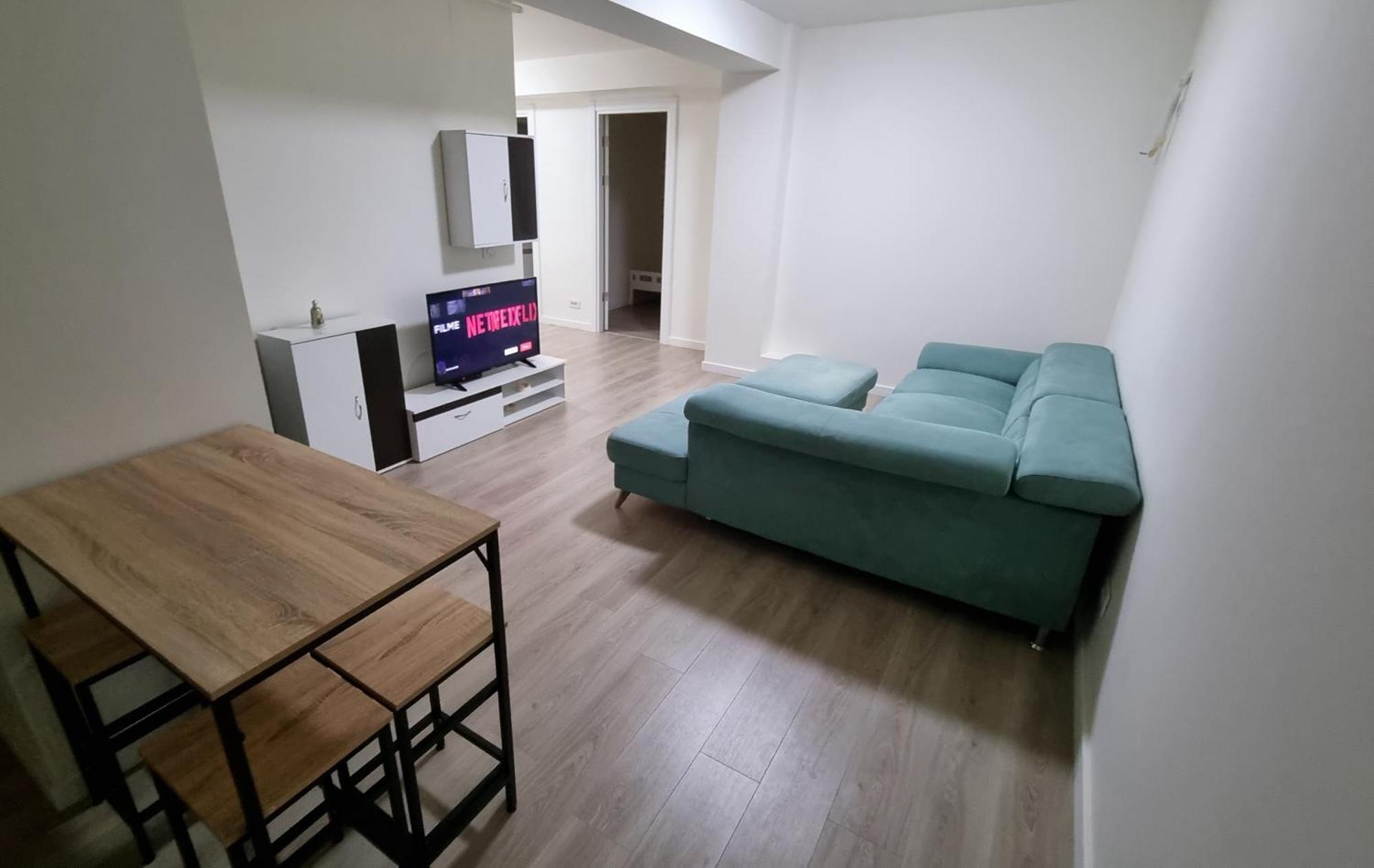 Apartament Cwa 1 Aeroport Otopeni Kültér fotó